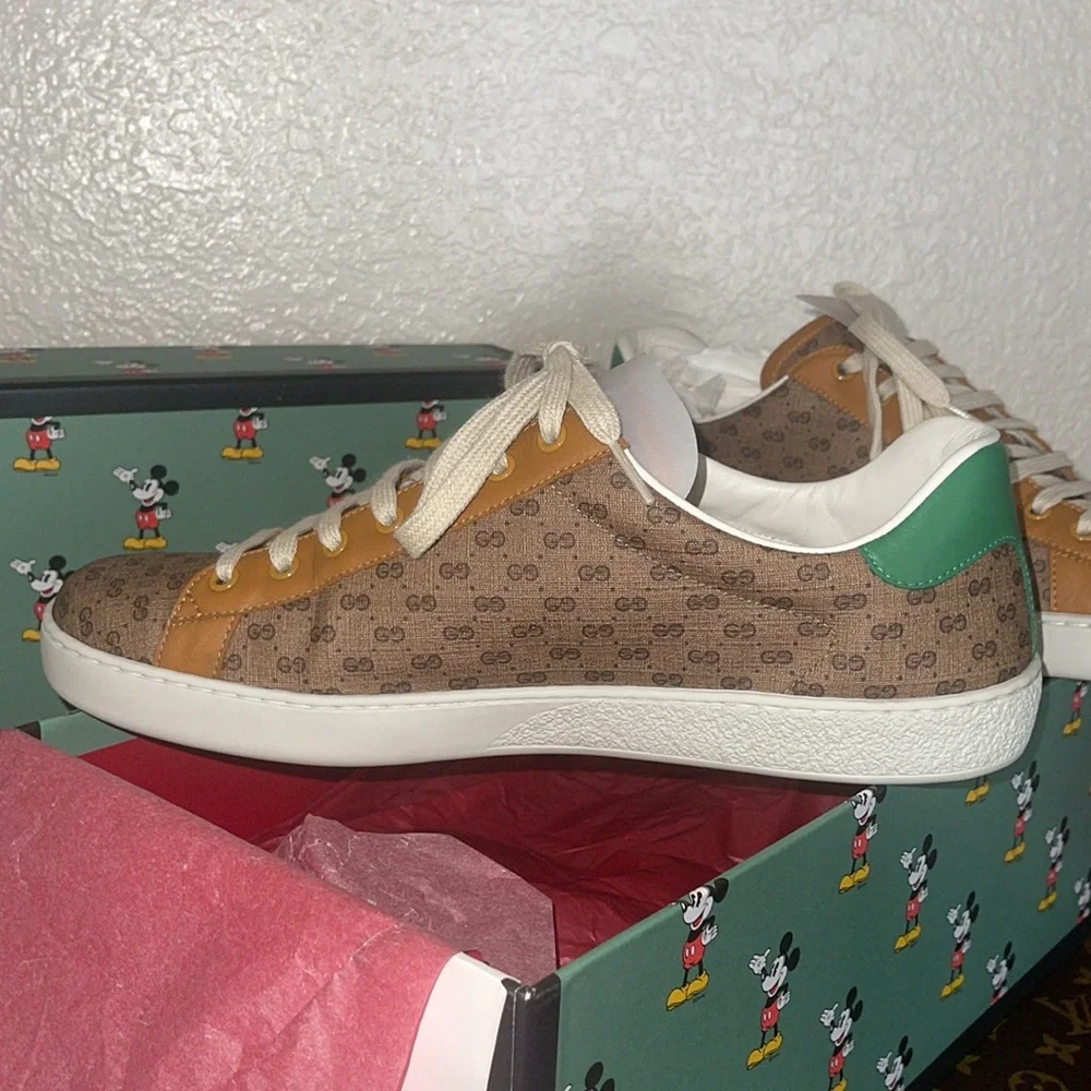 Authentic Gucci x Disney ace Mickey Mouse sneakers in a 10G supreme canvas GG - Picture 4 of 16